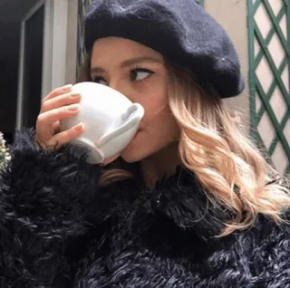 🥥 femme, béret, boire, café, portrait telegram sticker