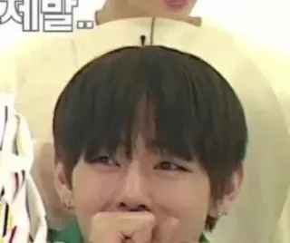 😭 제발.. korean, man, smiling, person, celebrity telegram sticker