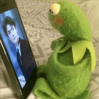 🤔 Kermit kermit la rana, rana, meme, telefono, carino whatsapp sticker