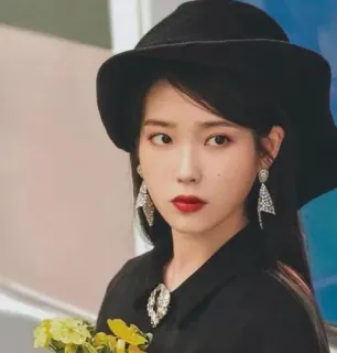😒 IU IU, Cantante coreana, Attrice, Celebrità, Ritratto telegram sticker
