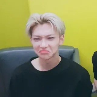 🥺 person, facial expression, blond hair, K-pop, portrait telegram sticker