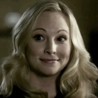 🤨 Caroline Forbes The Vampire Diaries Кэролайн Форбс, Дневники вампира, персонаж, блондинка, портрет, улыбка telegram sticker