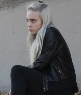 🌊 Billie Eilish Billie Eilish, piosenkarka, autorka tekstów, celebrytka, platynowe włosy, portret telegram sticker
