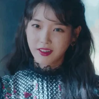 🌙 IU Koreanische Schauspielerin, Koreanischer Sänger, Lee Ji-eun, Berühmtheit telegram sticker
