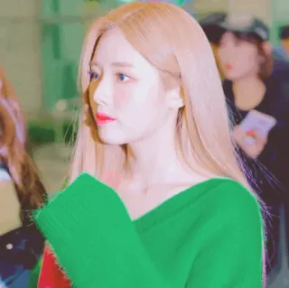 🕊 ผู้หญิง, K-POP, ภาพเหมือน, ความงาม, แฟชั่น, คนดัง telegram sticker