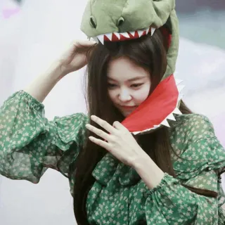 🌿 여자, 공룡 모자, 패션, 인물 사진, 녹색, 드레스 telegram sticker