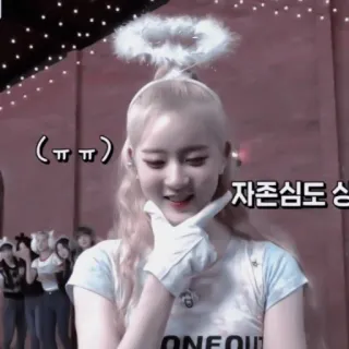 🧠 자존심도 상 girl, angel, halo, cute, kpop, sparkly telegram sticker