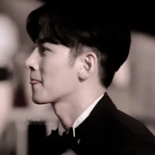 🚬 You are my only star man, profiel, acteur, koreaans, knap, beroemdheid, pak telegram sticker