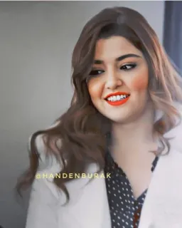 😆 @HANDENBURAK mulher, Hande Erçel, atriz, modelo, morena, celebridade telegram sticker