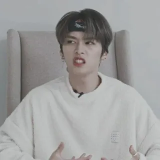 🔮 whatsapp sticker