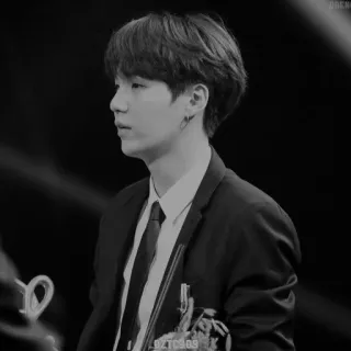 🍁 Suga kpop, suga, min yoongi, bts, musik, sänger whatsapp sticker