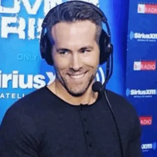 🔮 siriusxm ryan reynolds, aktor, siriusxm, radio, selebriti, headphone telegram sticker