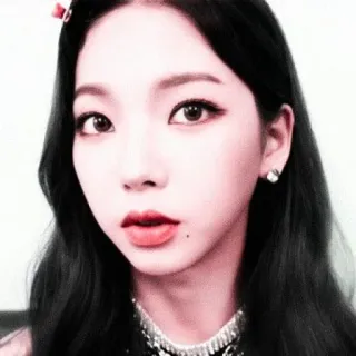 😒 Karina mujer, chica, celebridad, actriz, ídolo, kpop, cantante whatsapp sticker