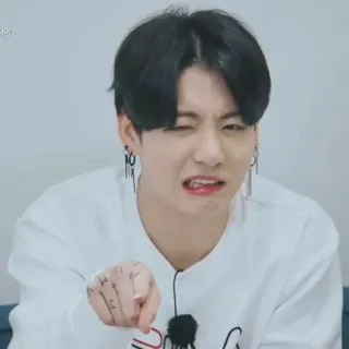 🤢 Jungkook Jungkook, BTS, K-Pop, cantor, coreano, ídolo, celebridade whatsapp sticker