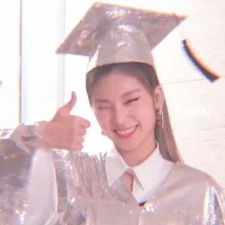🐧 formatura, celebração, mulher, coreano, polegar para cima, feliz telegram sticker