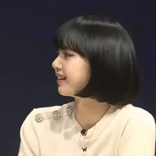 🖤 Lisa mujer, K-pop, cantante, ídolo, retrato, Blackpink, Lisa Manoban telegram sticker