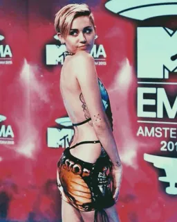 🌪 Miley Cyrus STOP Майли Сайрус, Поп-звезда, Знаменитость, MTV EMA, Мода telegram sticker
