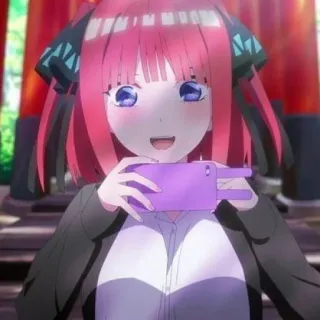 🦋 Nino Nakano The Quintessential Quintuplets anime, chica, Nino Nakano, The Quintessential Quintuplets, pelo rosa, linda telegram sticker