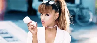 💎 Ariana Grande celebrità, cantante, popstar, donna telegram sticker