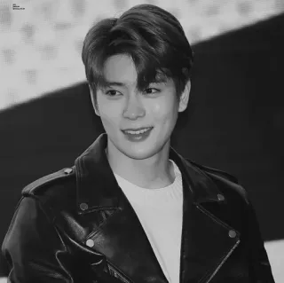▪️ Jaehyun K팝, 가수, 인물사진, 연예인, 남성, 잘생김, 스타일리쉬, 흑백 whatsapp sticker