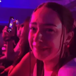 😭 Olivia Rodrigo GUTS World Tour olivia rodrigo, crying, fan, emotional, concert, guts world tour, happy tears, reaction telegram sticker