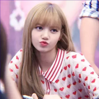 🌸 Lisa Лиса, Blackpink, K-pop, Певица, Айдол, Узор сердечки telegram sticker