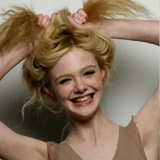 Elle Fanning - @Stickerabad whatsapp stickers
