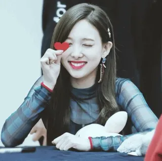 🖇 Nayeon Nayeon, K-Pop, Twice, idol, heart telegram sticker
