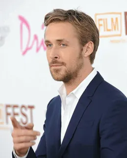 👌 Ryan Gosling Celebridad, Actor, Hombre, Traje azul, Alfombra roja, Festival de cine telegram sticker