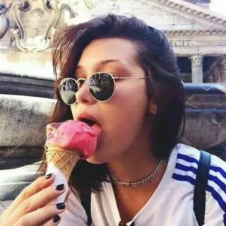 🍧 femme, glace, lunettes de soleil, cornet, nourriture, portrait telegram sticker