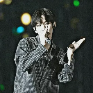 🥂 คน, ไมโครโฟน, ผู้ชาย, นักร้อง, เพลง, คอนเสิร์ต telegram sticker
