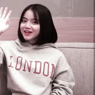 💗 LONDON женщина, девушка, толстовка, лондон, машет, портрет whatsapp sticker