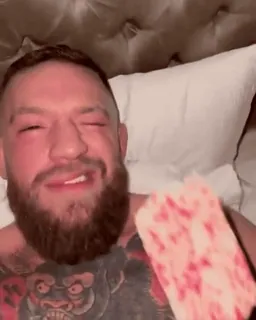😂 Conor McGregor Conor McGregor, UFC, MMA, luchador, deportes, tatuaje, celebridad telegram sticker