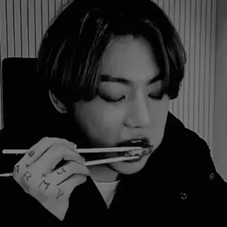 π makan, kpop, bts, sumpit, orang, tato, army whatsapp sticker