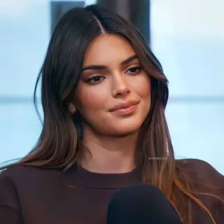 😒 Kendall Jenner kendall jenner, modella, celebrità, ritratto telegram sticker