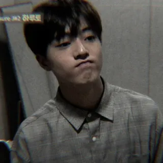💎 sure m2 하루토 coréen, asiatique, homme, moue, garçon, K-pop whatsapp sticker