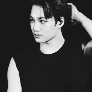 🌑 kpop, exo, kai, idol, penyanyi, penari, musik telegram sticker