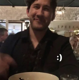 😉 :) personne, sourire, joyeux, restaurant, portrait telegram sticker