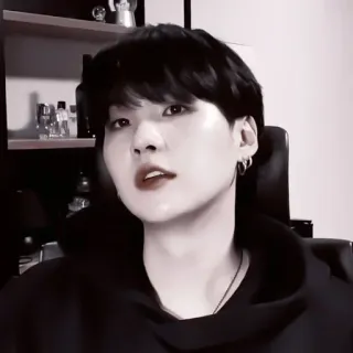 🧁 Suga kpop, idol, piosenkarz, bts, min yoongi telegram sticker