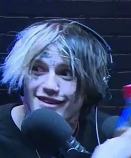🌝 Lil Peep Lil Peep, рэпер, музыка, артист, эмо, портрет telegram sticker