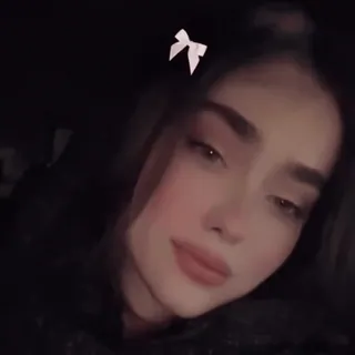 🧺 @wallgif girl, selfie, aesthetic, woman, portrait, filter telegram sticker