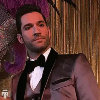 🥃 Lucifer Morningstar Lucifer 루시퍼, 루시퍼 모닝스타, 정장, 턱시도, 나비 넥타이, TV 프로그램, 캐릭터 whatsapp sticker