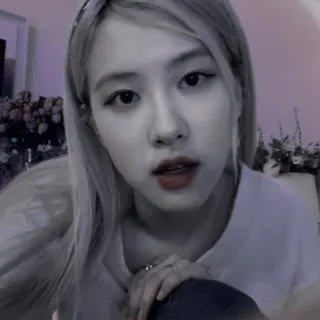 🎡 Rose K-pop, Cantante, Donna, Ritratto, Idol, Musica, Rosa telegram sticker