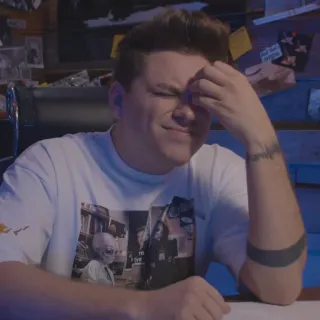🤦‍♂ telegram sticker