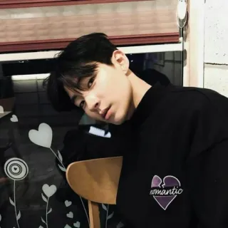 Hwang in yeob @nnthqn whatsapp stickers