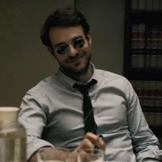 🥊 Daredevil avocat, héros, lunettes de soleil, homme, bureau whatsapp sticker