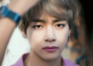 😒 V kpop, sänger, porträt, männlich, asiatisch, promi, idol, bts telegram sticker