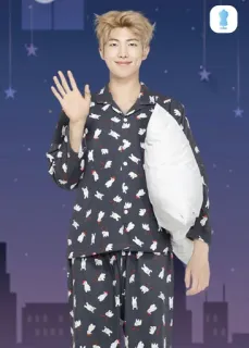 🙋‍♂ person, pyjama, kissen, winken, nachtwäsche telegram sticker