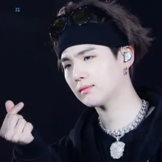 😍 Suga kpop, айдол, певец, suga, bts, азиатский whatsapp sticker