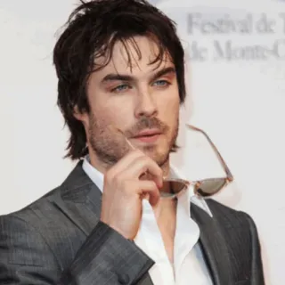 🖤 Ian Somerhalder aktor, pria, kacamata hitam, jas, tv, selebriti telegram sticker